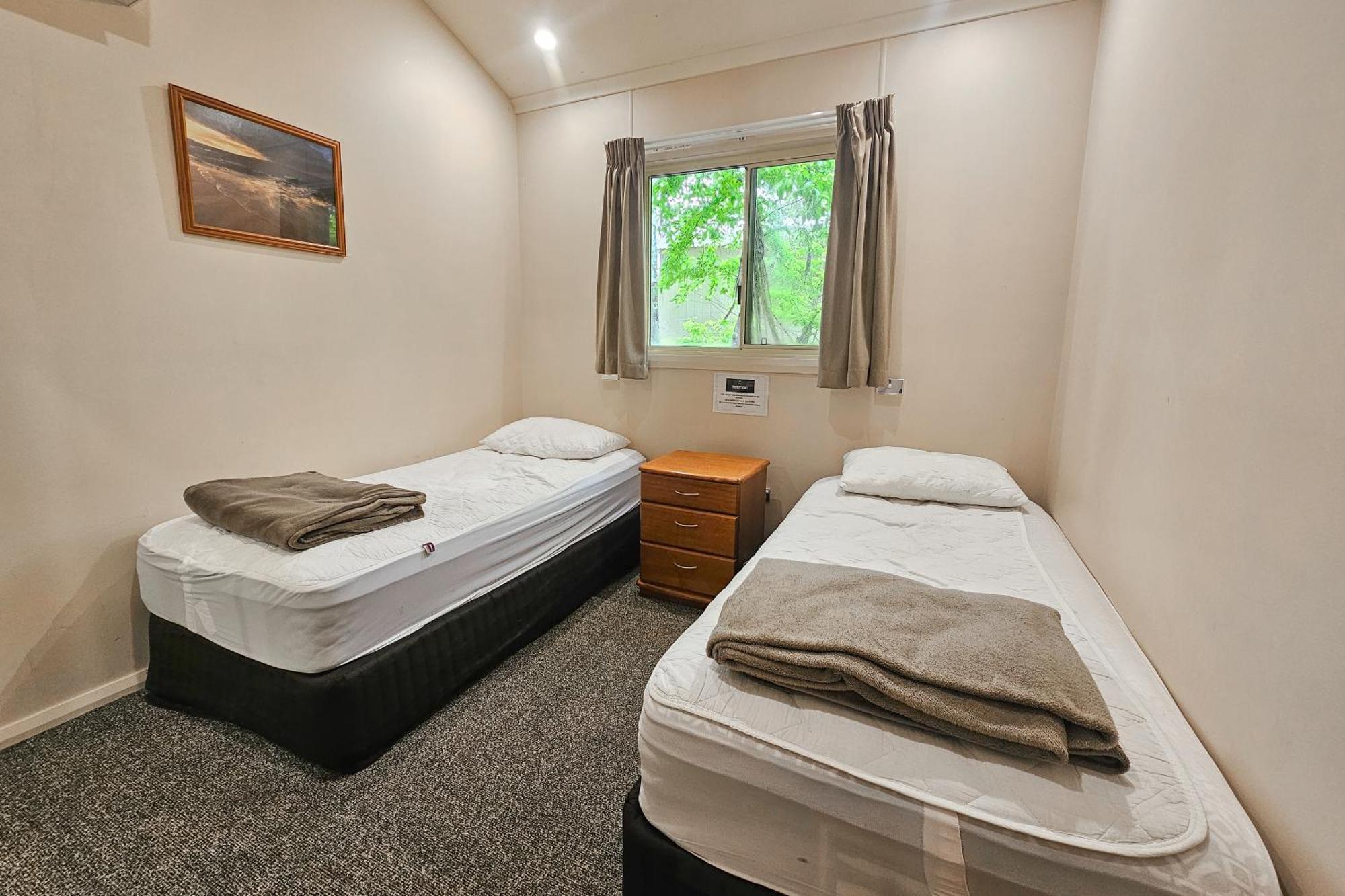 Tasman Holiday Parks - Rollingstone エクステリア 写真